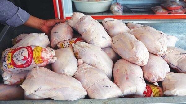 کاهش نرخ مرغ گرم در بازارهای روز کرج